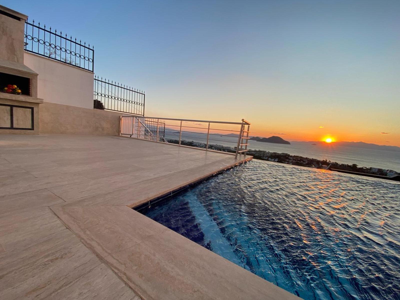 Bodrum Eason Villa & House 350M2 Full Sea View With Private Infinity Pool Экстерьер фото